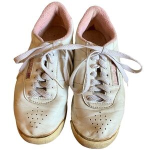 Vintage Reebok White Sneakers with Pink Logo
